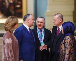 Президент Игорь Додон побеседовал с рядом глав государств и правительств