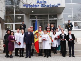 Igor Dodon visited Institute of Mother and Child in Chisinau 