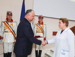 Igor Dodon visited Institute of Mother and Child in Chisinau 