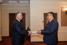 President of Moldova received credentials from five Ambassadors