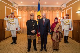 President of Moldova received credentials from five Ambassadors