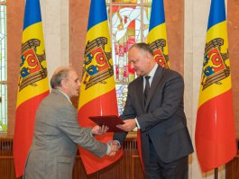 Șeful statului a conferit Diploma de Onoare a Președintelui Republicii Moldova unui grup de sportivi și profesori