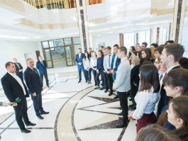 Liceeni din Bălți au vizitat clădirea Președinției 