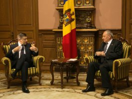 Președintele Nicolae Timofti a avut o întrevedere cu Crin Antonescu, președintele Senatului României