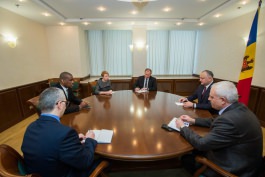 Игорь Додон провел рабочую встречу с послом США в Республике Молдова
