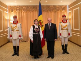 President Nicolae Timofti receives letters of accreditation from five envoys