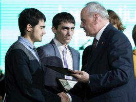 Президент Николае Тимофти принял участие в церемонии награждения Призами за достижения Edelweiss