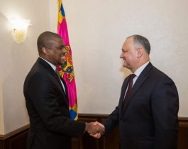 Президент РМ провел встречу с послом США