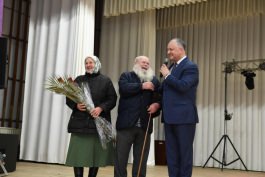 Президент Игорь Додон посетил Единецкий район