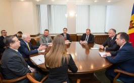 Президент Республики Молдова провел встречу с миссией американских наблюдателей