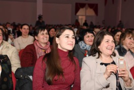 Президентская чета поздравила женщин Гагаузии с 8 Марта