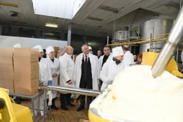 Igor Dodon visited two enterprises in northern Moldova