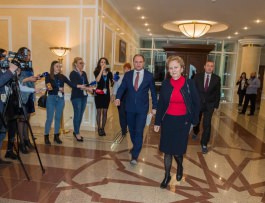 Президент Республики Молдова провел дискуссии с лидерами ПСРМ и ДПМ