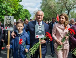 Игорь Додон принял участие в марше «Бессмертного полка»