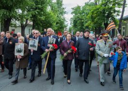 Игорь Додон принял участие в марше «Бессмертного полка»