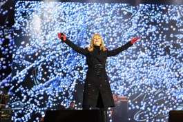 Igor Dodon a participat la concertul festiv organizat cu prilejul Zilei Victoriei 