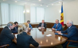 Președintele Republicii Moldova a avut o întrevedere cu Comisarul European pentru Politica Europeană de Vecinătate şi Negocieri pentru Extindere