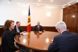 Президент Республики Молдова провел встречу с Послом Швейцарской Конфедерации