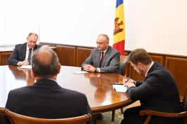 Президент Республики Молдова провел встречу с советником Президента Румынии по внешней политике
