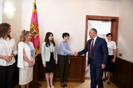 Студенты из диаспоры, которые обучаются в магистратуре, проходят практику в Администрации Президента Республики Молдова