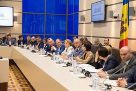 Президент, спикер и премьер-министр Республики Молдова провели совместное рабочее заседание