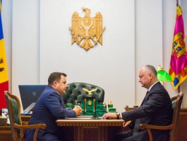 Igor Dodon had a working meeting with the director of the Security and Intelligence Service of the Republic of Moldova, Alexandru Esaulenco