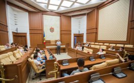 Reprezentanții organizației obștești ”Tinerii iubesc Moldova” au vizitat sediul Președinției