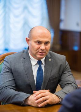 Президент Игорь Додон провел встречу с министром Павлом Войку