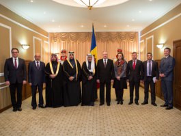 Moldovan president receives accreditation letters from Qatari ambassador