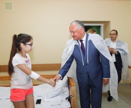 Президентская чета подарила детской больнице им. В.Игнатенко медицинское оборудование