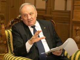 President Nicolae Timofti, OSCE official tackle Transnistrian issue
