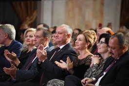 Президентская чета приняла участие в церемонии закрытия Фестиваля «ТЭФИ-Содружество»