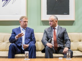 Președintele Moldovei a avut o întrevedere cu omologul român