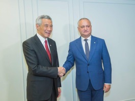 Президент Республики Молдова провел встречу с Премьер-министром Республики Сингапур