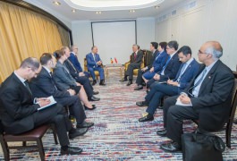 Președintele Republicii Moldova a avut o întrevedere cu Prim-ministrul Republicii Singapore