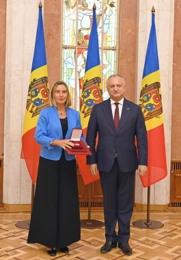 Federica Mogherini a fost decorată cu Ordinul de Onoare