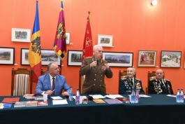 Președintele Republicii Moldova a participat la ședința festivă consacrată aniversării a 20-a a Uniunii Ofițerilor