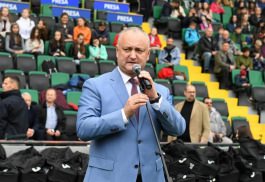 Игорь Додон дал старт первому Кубку Президента по футболу среди детей