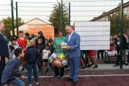 Глава государства принял участие в открытии спортивного комплекса в селе Талмаза