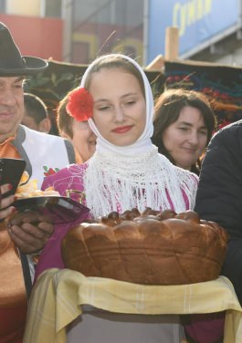 Igor Dodon a participat la Festivalul Vinului „Gagauz şarap yortusu”