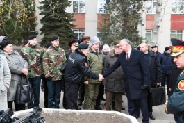 Верховный Главнокомандующий принял участие в церемонии принесения присяги новобранцами Мотопехотной бригады им. Штефана Великого