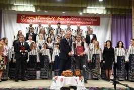 Igor Dodon a vizitat colholzul „Pobeda” din satul Copceac, UTA Găgăuzia și a participat la sărbătoarea dedicată agricultorilor din Taraclia