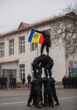 Șeful statului a participat la ceremonia consacrată celei de-a 28-a aniversări de la formarea Trupelor de Carabinieri