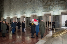 Delegația Republicii Moldova a vizitat Mausoleul lui Mustafa Kemal Ataturk din Turcia