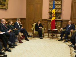 Președintele Nicolae Timofti a avut o întrevedere cu Delegația Parlamentului European la Comisia parlamentară de cooperare Uniunea Europeană – Republica Moldova