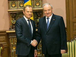 Președintele Nicolae Timofti a avut o întrevedere cu prim-ministrul Republicii Polone, Donald Tusk