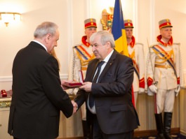 Президент Республики Молдова Николае Тимофти удостоил государственных наград группу граждан