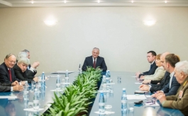 Глава государства встретился с руководством Совета гражданского общества в обновленном составе