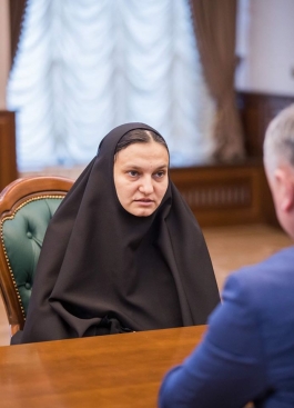 Șeful statului va acorda sprijin Mănăstirii Vărzărești