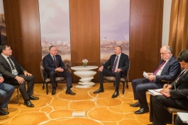 Игорь Додон провел встречу с Ильхамом Алиевым